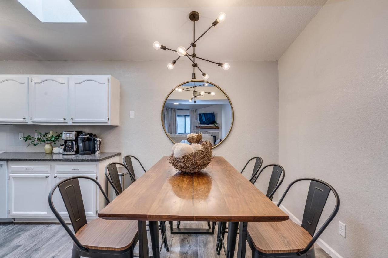 New! Modern • Family Friendly • The Desert Nest Sierra Vista Exterior photo